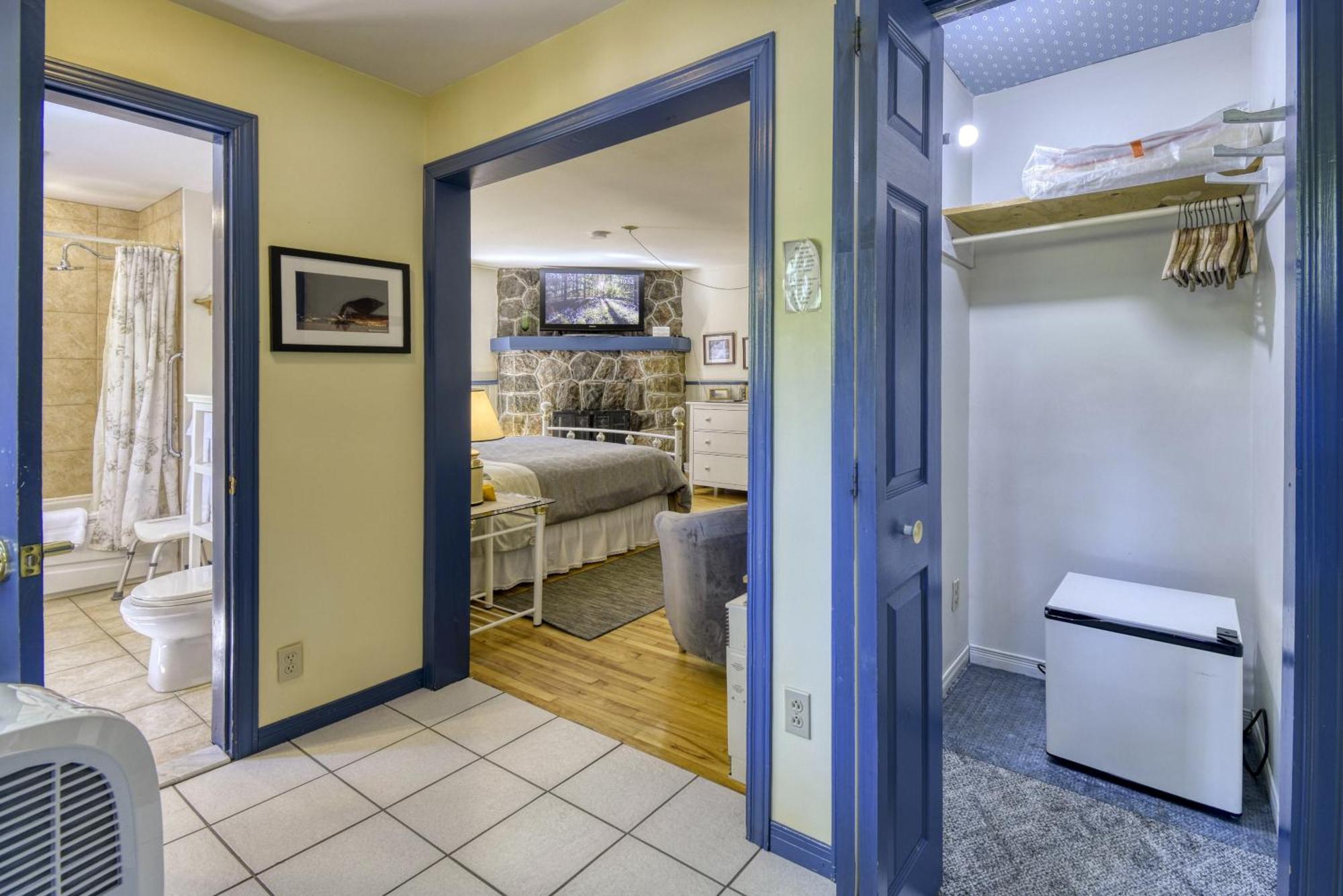 Auberge Le Lupin-Self Check-In Монт-Тремблант Екстериор снимка